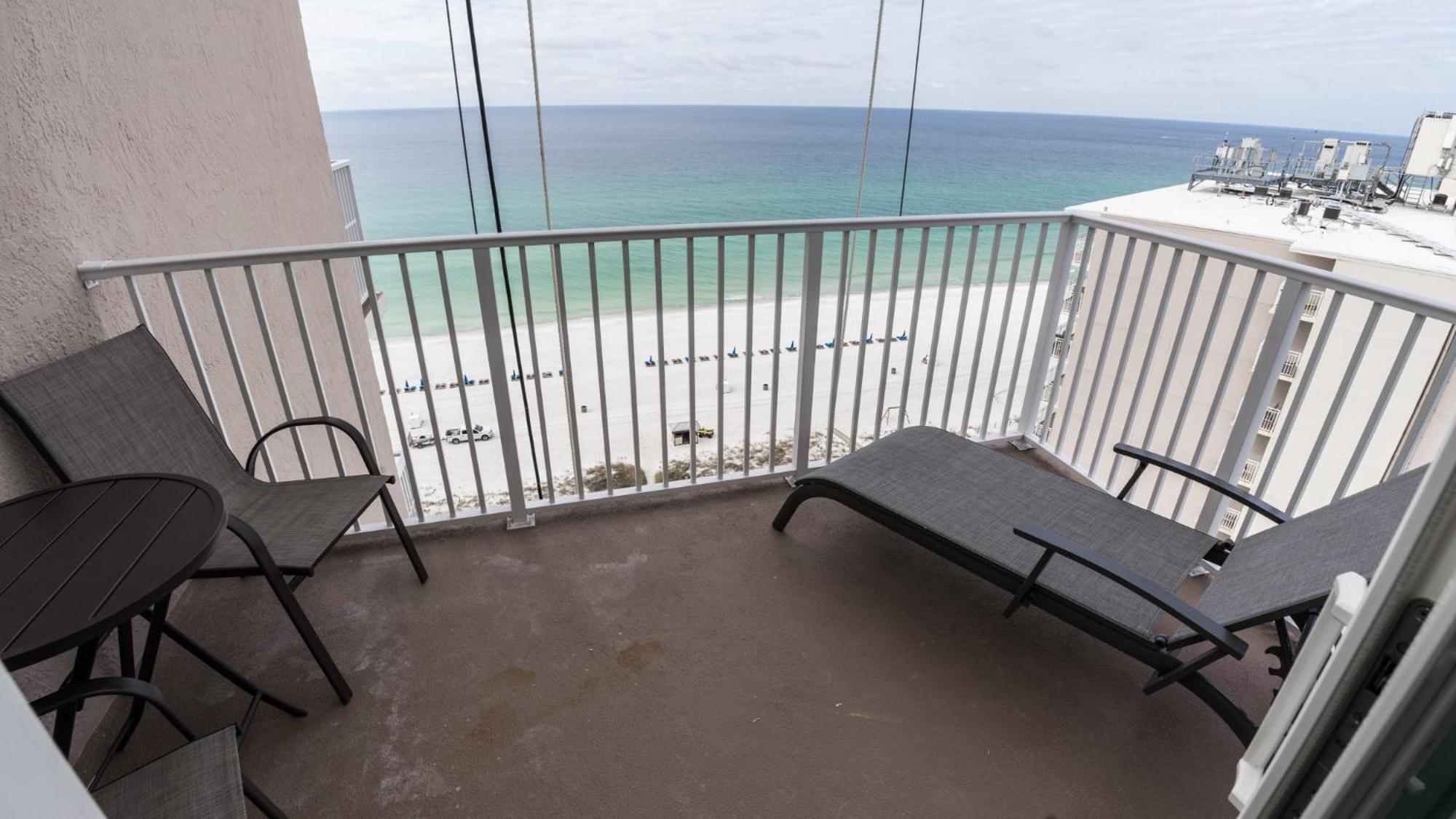 New Rental - 3Br 3Ba Corner Beachfront - 2024 Remodel - 3 Pools, Tiki Hut, Gym, Tennis ปานามาซิตี้บีช ภายนอก รูปภาพ