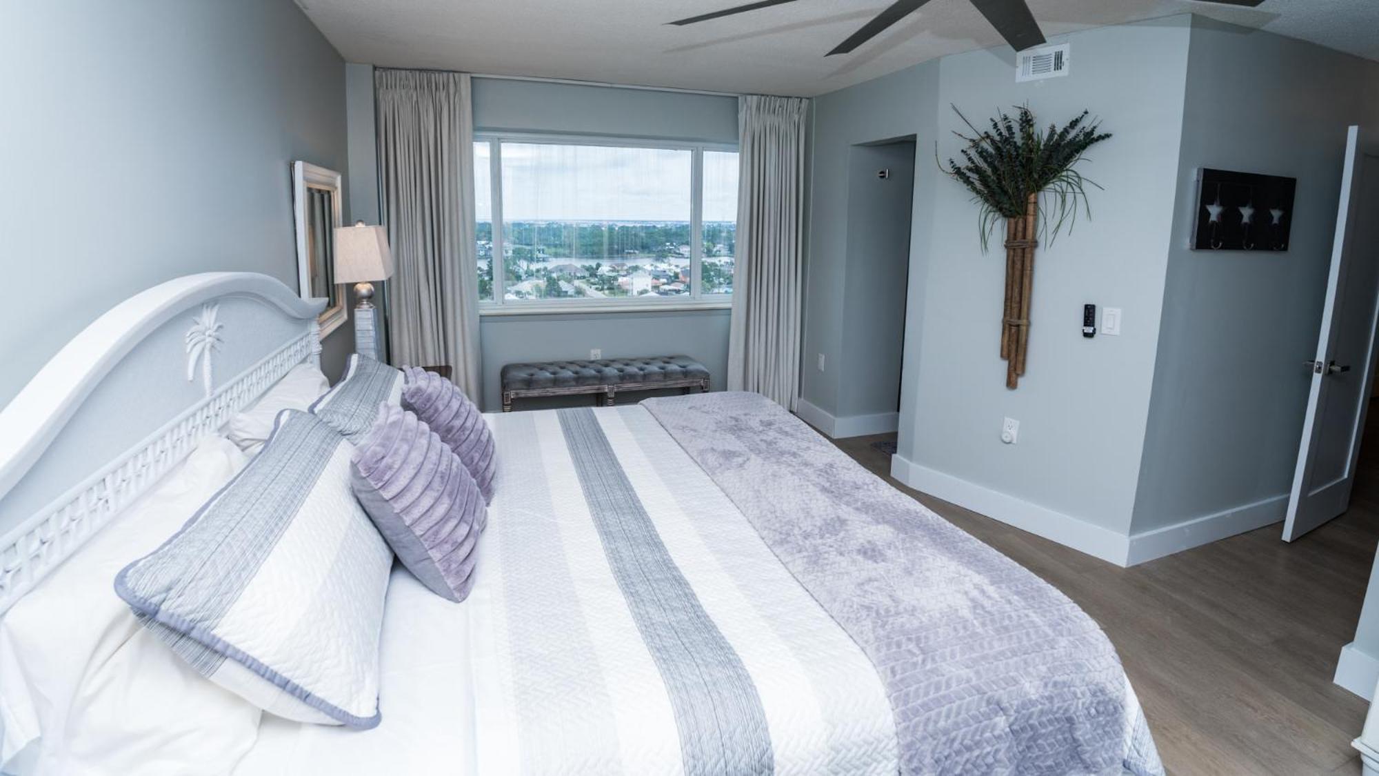 New Rental - 3Br 3Ba Corner Beachfront - 2024 Remodel - 3 Pools, Tiki Hut, Gym, Tennis ปานามาซิตี้บีช ภายนอก รูปภาพ